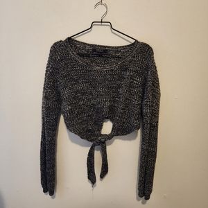 Forever 21 Cropped Tie Front Cable Sweater L